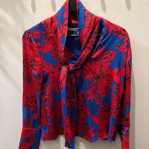 ALICE + OLIVIA Floral Blouse with Tie-Neck